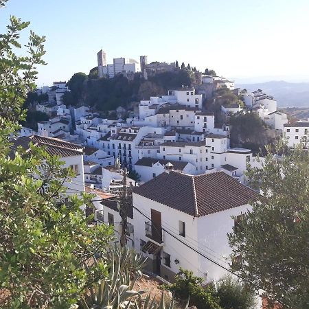 Beautiful Apartment In Duquesa Suites And Gardens Castillo de Sabinillas Exterior photo