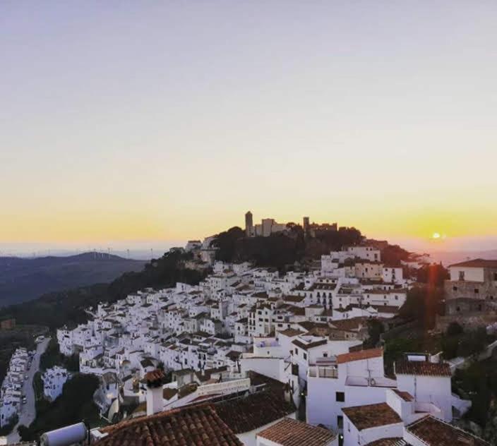 Beautiful Apartment In Duquesa Suites And Gardens Castillo de Sabinillas Exterior photo